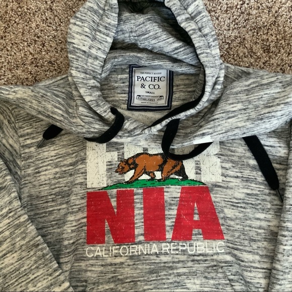 Like new California hoodie - worn twice!! Sz Small - Picture 2 of 3